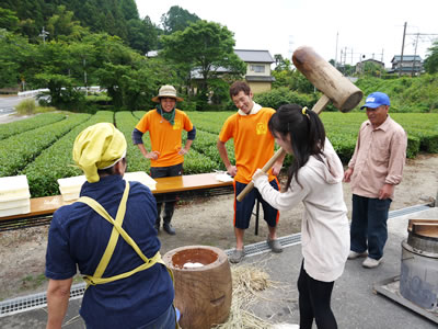 餅つき